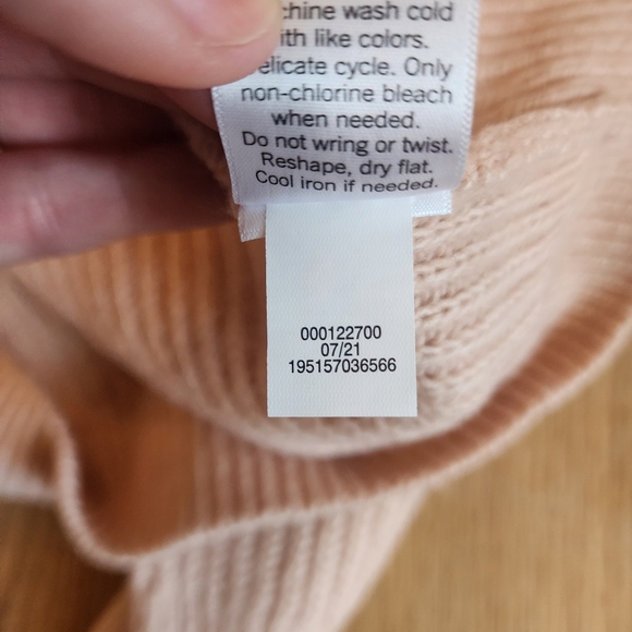 Nine West Sweater - Picture 11 of 12